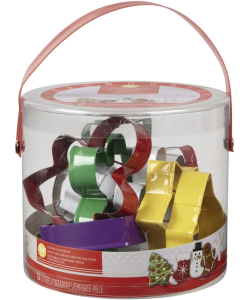 02-0-0424 Wilton Cookie Cutter Christmas Set/12