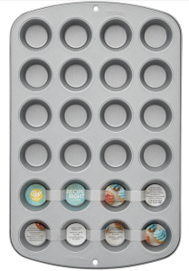 WILTON RECIPE RIGHT® FORMA NA 24 KUBEK NA MINI MUFFINKI